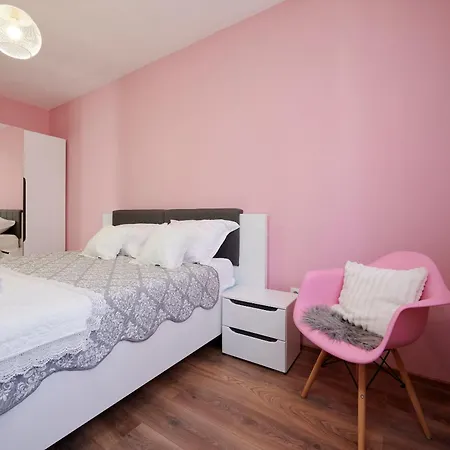 Tomi Appartement *