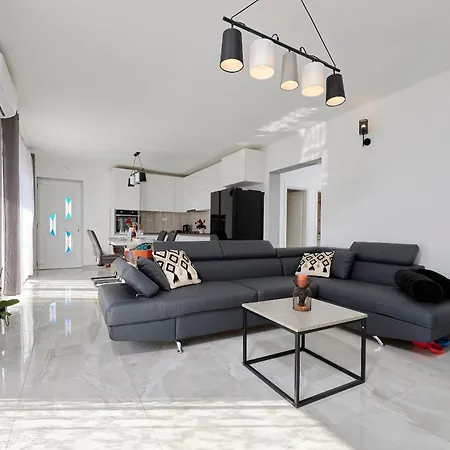 Tomi Appartement