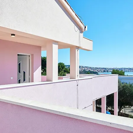 Appartement Tomi