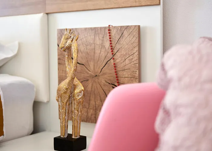 아파트 Tomi 트로기르